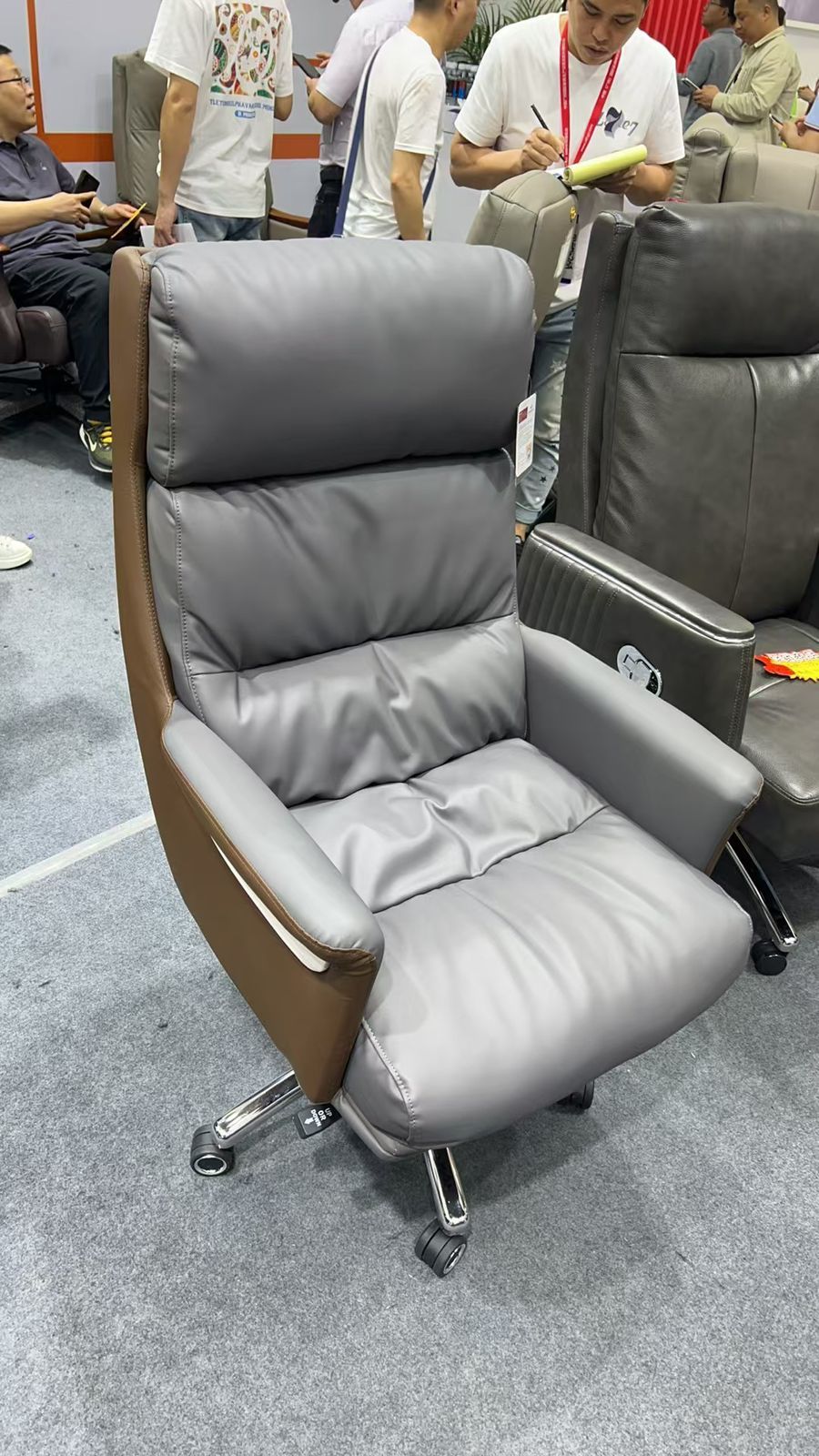 Executive recliner