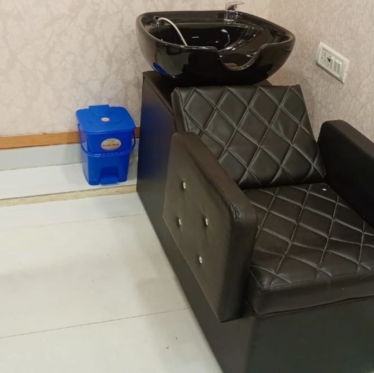 Salon backwash unit